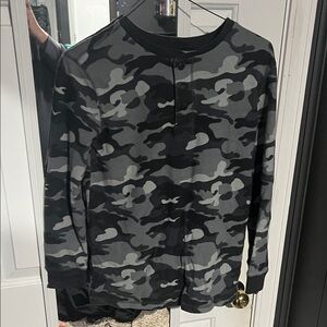Old Navy Kids Camo Pajama Top - Black and Gray